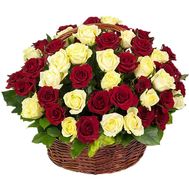 Чудова кошик троянд