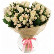Elegant bouquet of spray and ordinary roses