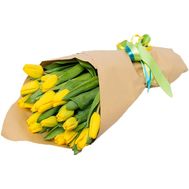 Каскадный букет желтых тюльпанов