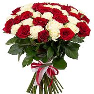 Контрастный букет из 51 розы