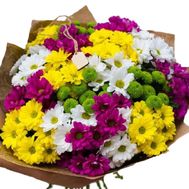 Bright bouquet of chrysanthemums
