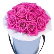 Коробка з трояндами для дівчинки