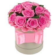 Хет коробка з рожевих троянд