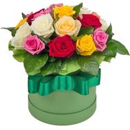 Яскрава коробочка з трояндами