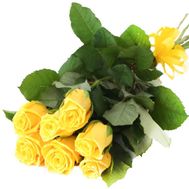 A small bouquet of yellow roses