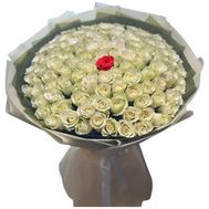 100 білих троянд з однієї червоної