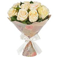 15 cream roses in a bouquet