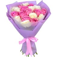 White and pink roses in package