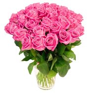 Beautiful bouquet of pink roses