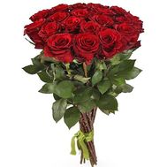 Шикарні червоні імпортні троянди