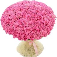 151 рожева троянда в красивому букеті