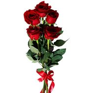 5 импортных красных роз