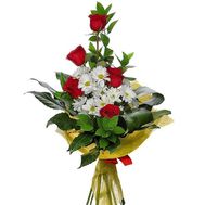 Business bouquet of roses and chrysanthemums