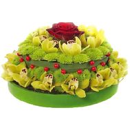 Большой торт из цветов