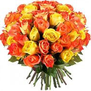 Букет из 43 разноцветных роз