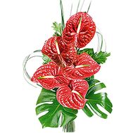 Букет из экзотических антуриумов