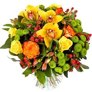 Букет с орхидеями и зелеными хризантемами