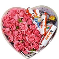 Heart of spray roses and sweets