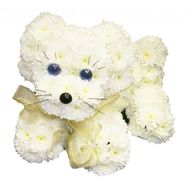 Собачка з живих квітів