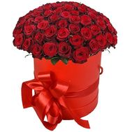 101 червону троянду в шляпній коробці