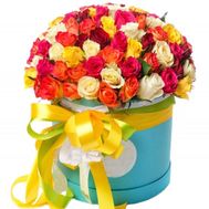 101 троянда в шляпній коробці