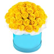 51 троянда в шляпній коробці