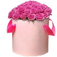 Букет із 51 троянди в круглій коробці