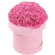 Букет рожевих троянд в коробці