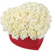 Коробка з 51 троянди у формі серця