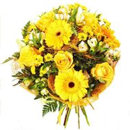 Yellow bouquet of flowers