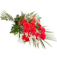 Букет цветов из 11 красных гвоздик с зеленью