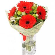 Bouquet of flowers from 5 gerberas, 3 alstromeries and 3 chrysanthemums