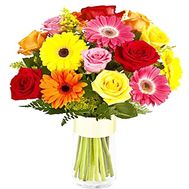 Bouquet of 10 roses and 9 gerberas