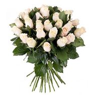 Букет из 31 кремовой розы