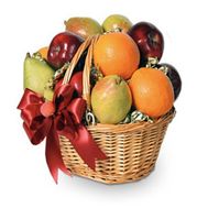 Фруктовая корзина с груш, яблок и апельсин