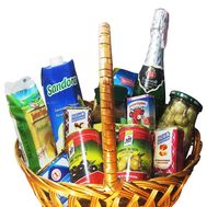 Gift basket with products