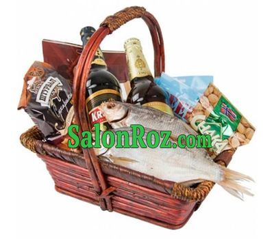 Men''s gift basket with fish and beer Men''s gift basket with fish and beer
