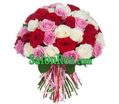 Delicate bouquet of roses Delicate bouquet of roses