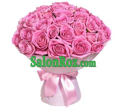 Delicate bouquet of pink roses Delicate bouquet of pink roses