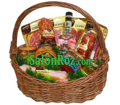 A delicious New Years basket for a gift A delicious New Years basket for a gift