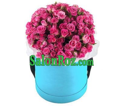 Pink spray roses in a box Pink spray roses in a box