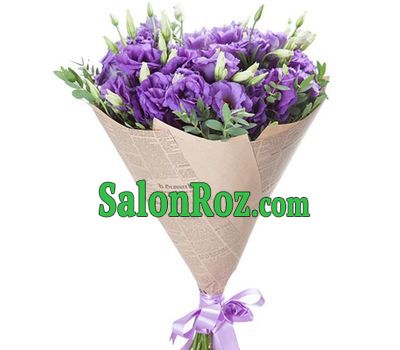 Violet eustoma in the bouquet Violet eustoma in the bouquet