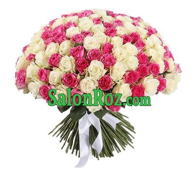 A huge bouquet of imported roses A huge bouquet of imported roses