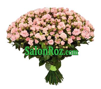 A huge bouquet of 101 spray roses A huge bouquet of 101 spray roses