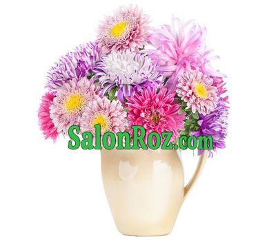 Charming asters in a bouquet Charming asters in a bouquet