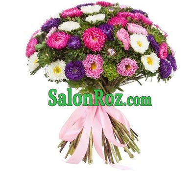 A chic bouquet of 51 asters A chic bouquet of 51 asters