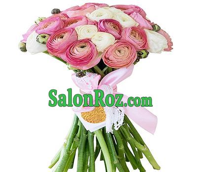 A stylish bouquet of Ranunculus A stylish bouquet of Ranunculus