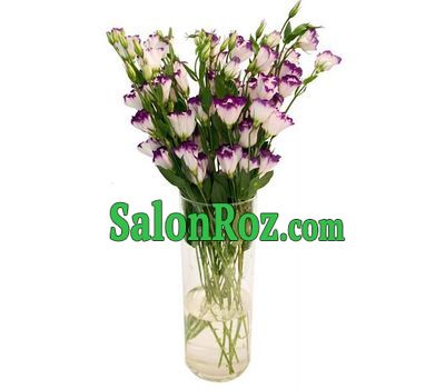 A touching bouquet of eust A touching bouquet of eust