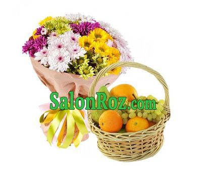 Fruit basket with bouquet Fruit basket with bouquet