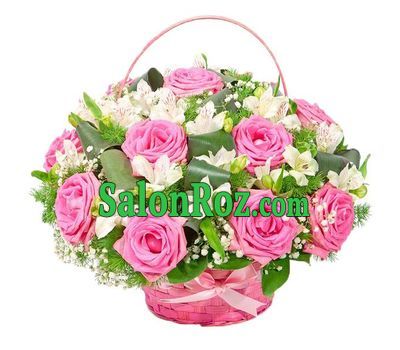 Delicate basket of flowers Delicate basket of flowers